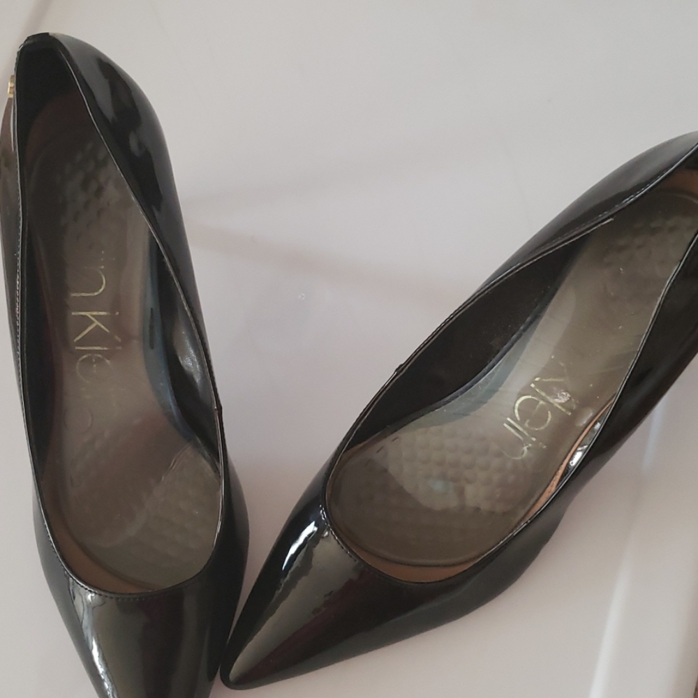 Shoes - Picture 8 of 8